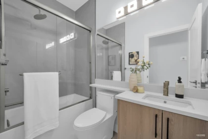Mudroom Photo of 2617 Mcgill Street, Vancouver, BC