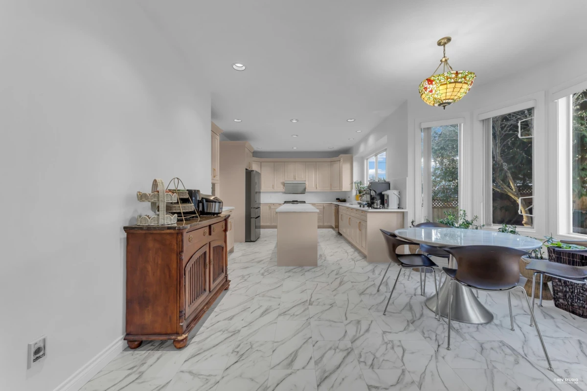 Dining Area Photo of 6835 Heather Street, Vancouver, BC