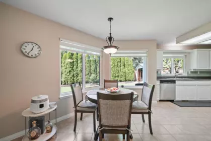 Breakfast Nook Photo of 10863 161b Street, Surrey, BC