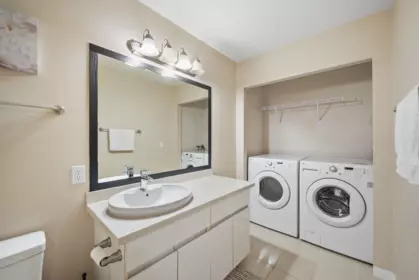Walk-In Closet Photo of 10863 161b Street, Surrey, BC