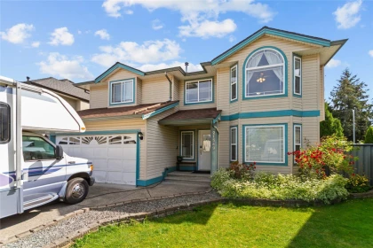Garage Interior Photo of 21549 50a Avenue, Langley, BC