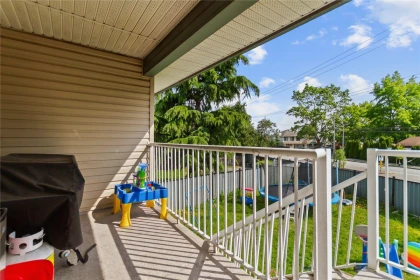 Office / Den Photo of 21549 50a Avenue, Langley, BC