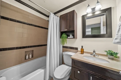 Office / Den Photo of 305 526 Thirteenth Street, New Westminster, BC