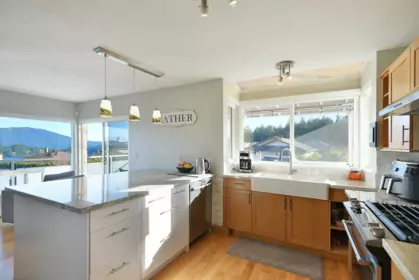 Kitchen Island Photo of 503 Eaglecrest Drive, Gibsons, BC