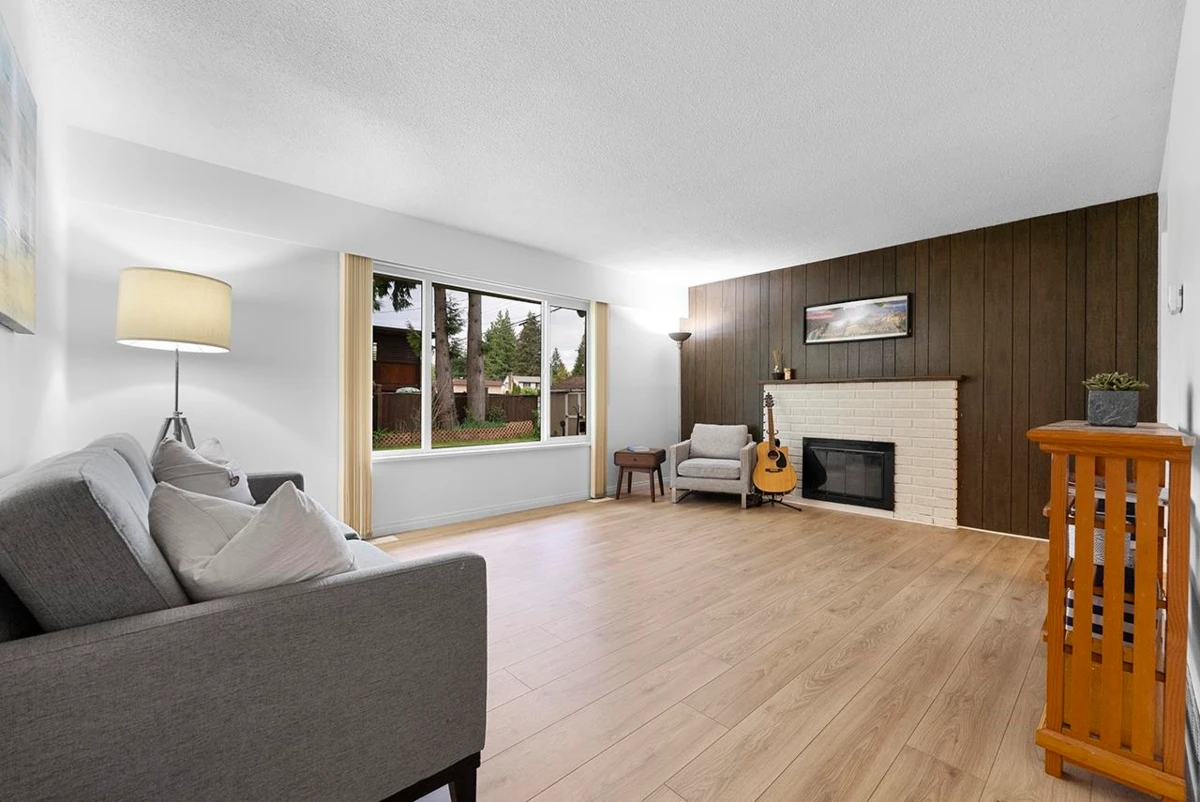 Kitchen Photo of 3604 Mcrae Crescent, Port Coquitlam, BC