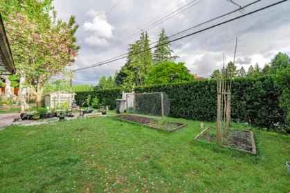 Garden / Landscaping Photo of 3604 Mcrae Crescent, Port Coquitlam, BC