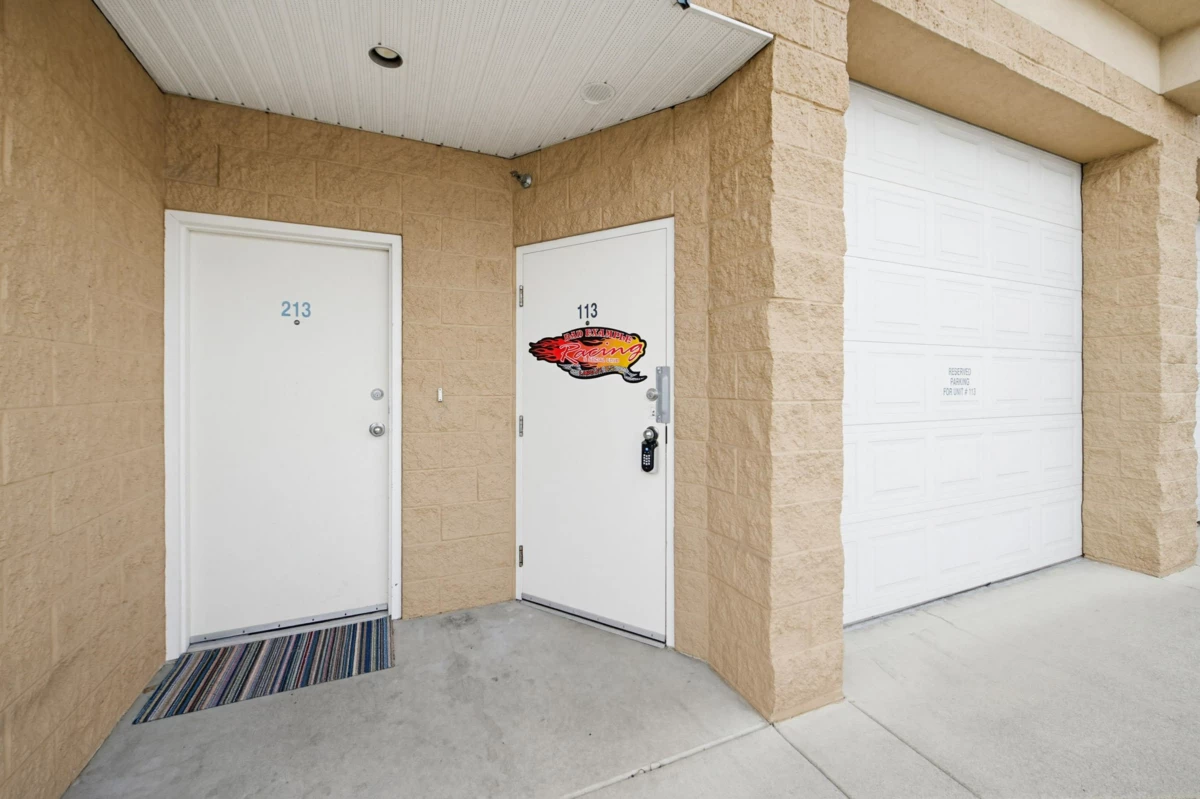Family Room Photo of 213 5678 199 Street, Langley, BC