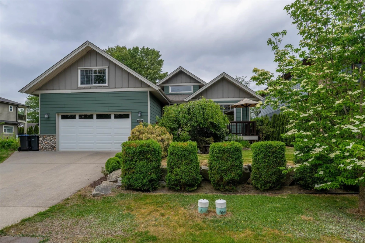Exterior Rear Photo of 1545 Judd Road, Squamish, BC