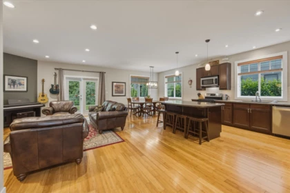 Breakfast Nook Photo of 1545 Judd Road, Squamish, BC