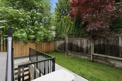 Backyard Photo of 2 12863 Marine Drive, Surrey, BC