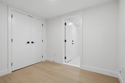Laundry Room Photo of 2 12863 Marine Drive, Surrey, BC
