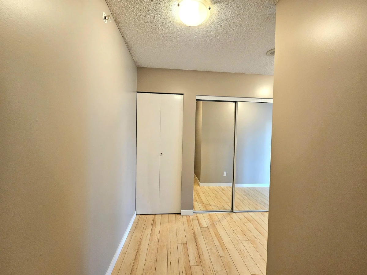 Family Room Photo of 304 13688 100 Avenue, Surrey, BC