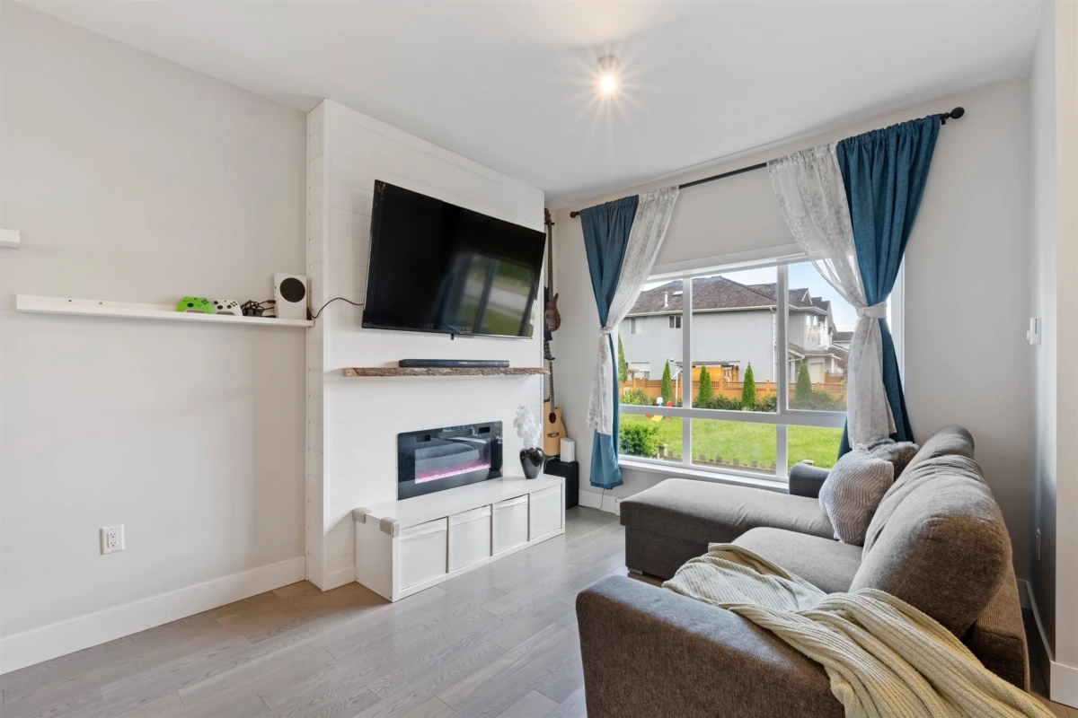 Family Room Photo of 27 22600 Gilley Road, Richmond, BC