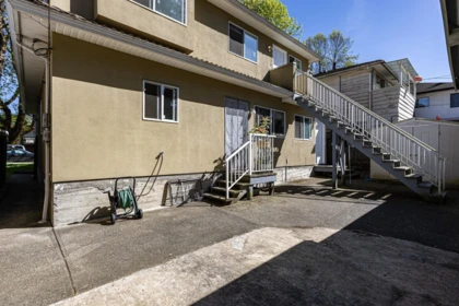 Office / Den Photo of 3529 Gladstone Street, Vancouver, BC