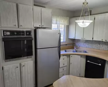 24 46484 Chilliwack Lake Road, Chilliwack, BC, Chilliwack — Manufactured Home for sale
