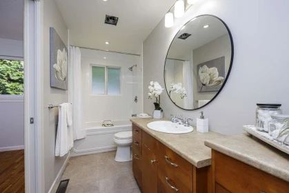 Kitchen Photo of 2100 Whitman Avenue, North Vancouver, BC