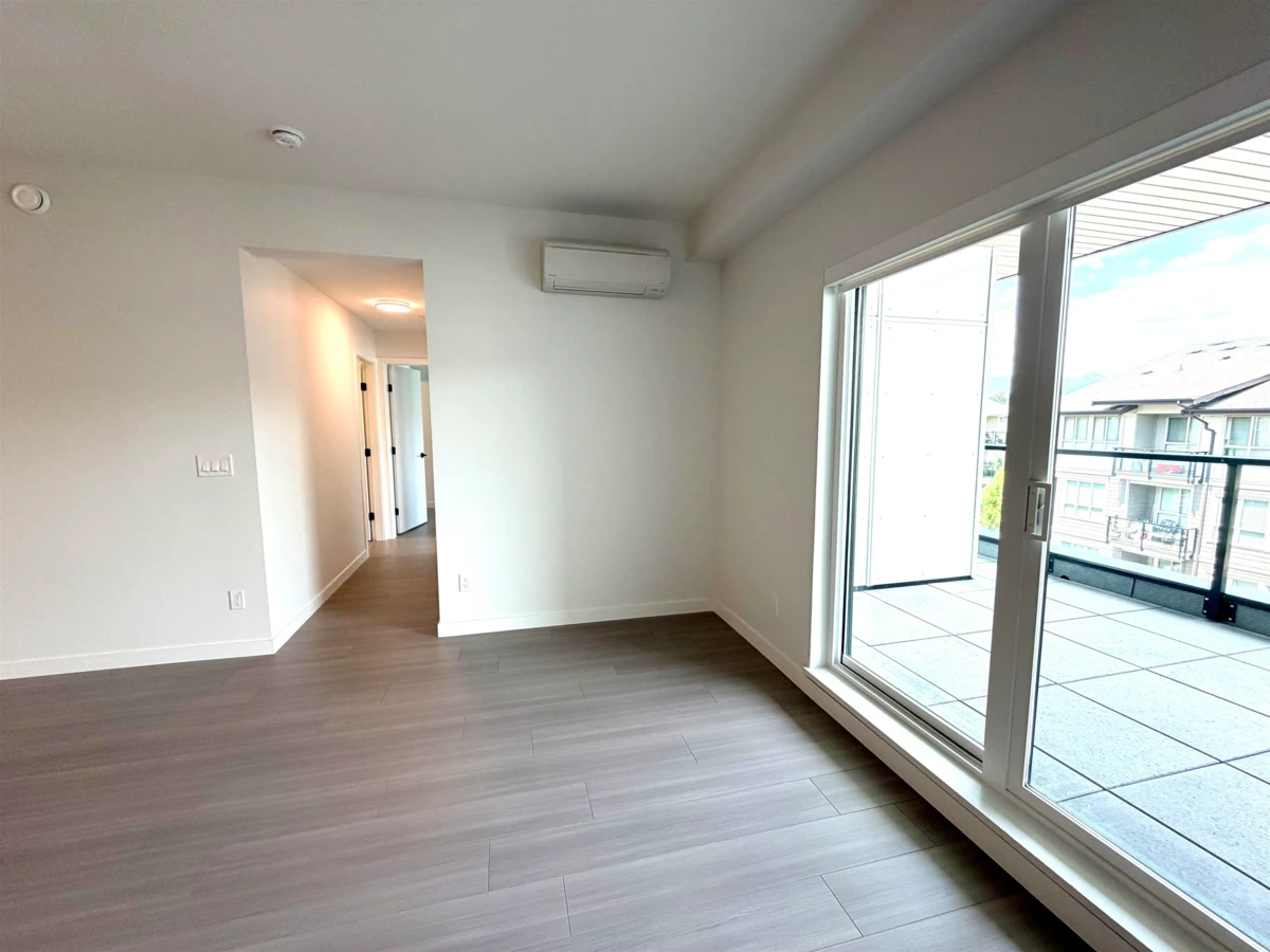 Dining Area Photo of 404 2277 Hawthorne Avenue, Port Coquitlam, BC