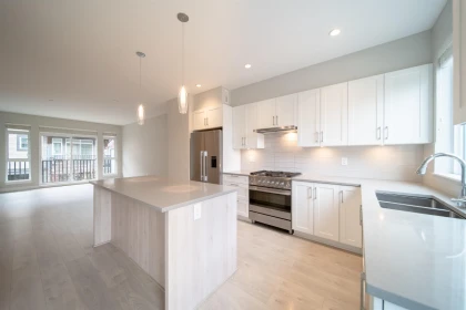 Kitchen Photo of 75 4991 No.5 Road, Richmond, BC