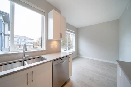Walk-In Closet Photo of 75 4991 No.5 Road, Richmond, BC