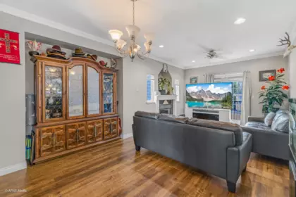 9833 NE 128 Street, Surrey, BC, Surrey — Single Family Residence for sale