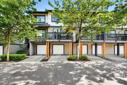 Front Yard Photo of 54 16233 83 Avenue, Surrey, BC