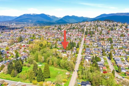 Neighborhood Park Photo Near 5180 Springdale Court, Burnaby, BC