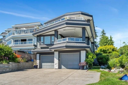 Fitness Center Photo Near 1087 Finlay Street, White Rock, BC