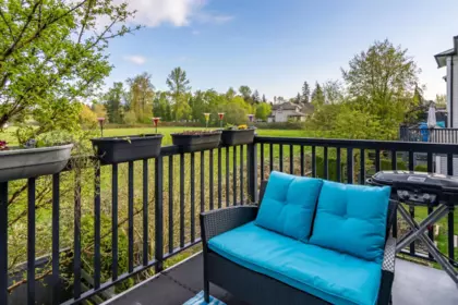 Front Yard Photo of 35 7348 192a Street, Surrey, BC