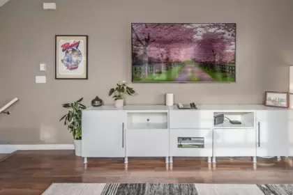 Kitchen Island Photo of 35 7348 192a Street, Surrey, BC