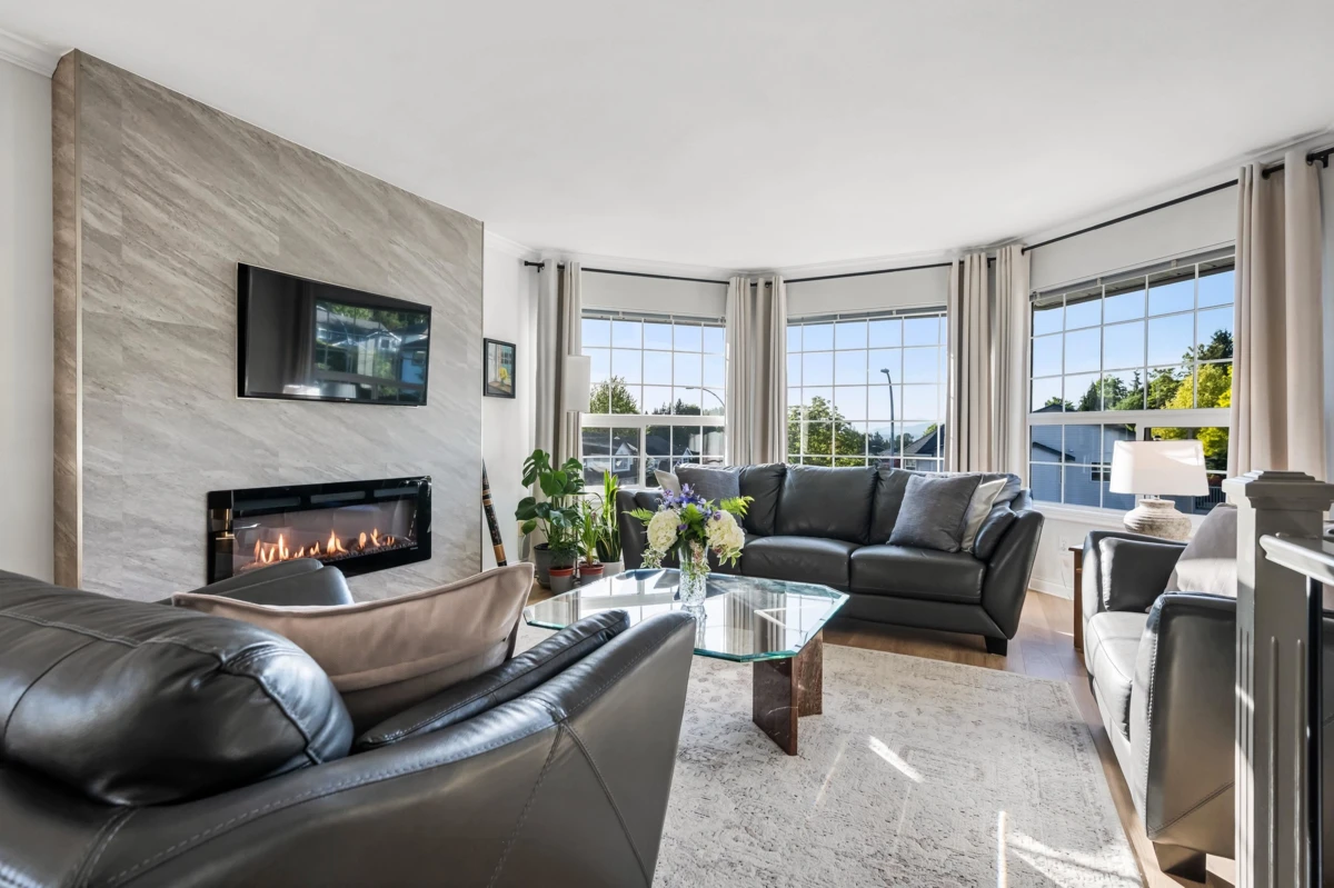 Dining Area Photo of 34858 Millar Crescent, Abbotsford, BC