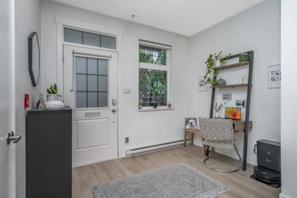 Breakfast Nook Photo of 2268 St. George Street, Vancouver, BC