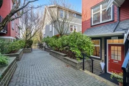 2268 St. George Street, Vancouver, BC, Vancouver — Townhouse for sale