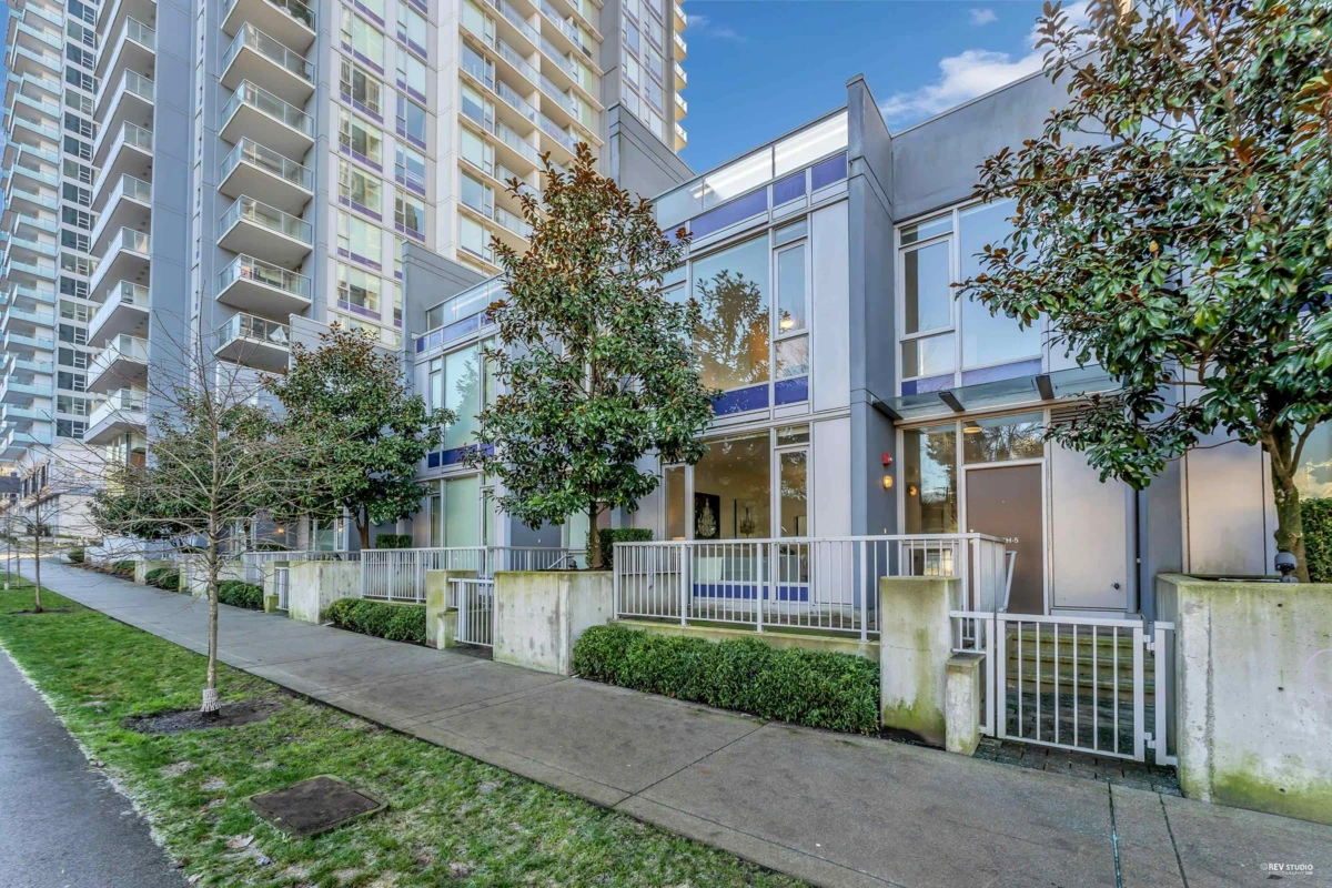Exterior Rear Photo of 5 13720 100 Avenue, Surrey, BC