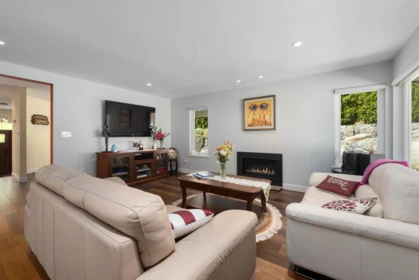 Breakfast Nook Photo of 772 Regal Crescent, North Vancouver, BC