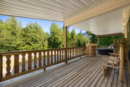 Laundry Room Photo of 47400 Extrom Road, Chilliwack, BC