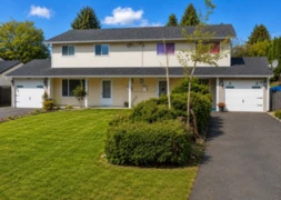6743 135 Street, Surrey, BC