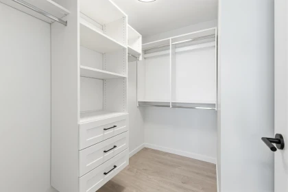 Primary Bathroom Photo of 512 19577 65b Avenue, Surrey, BC
