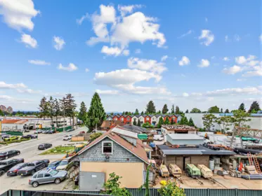 Fitness Center Photo Near 15 6288 Beresford Street, Burnaby, BC