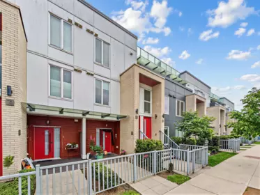 Swimming Pool Photo of 15 6288 Beresford Street, Burnaby, BC