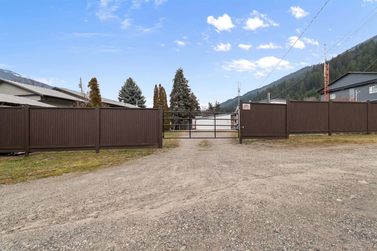 Exterior Front Photo of 65321 Pine Close, Boston Bar / Lytton, BC