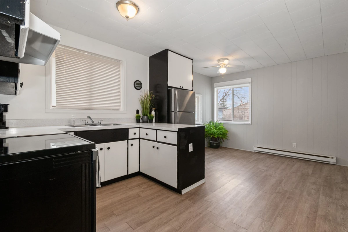 Family Room Photo of 65321 Pine Close, Boston Bar / Lytton, BC