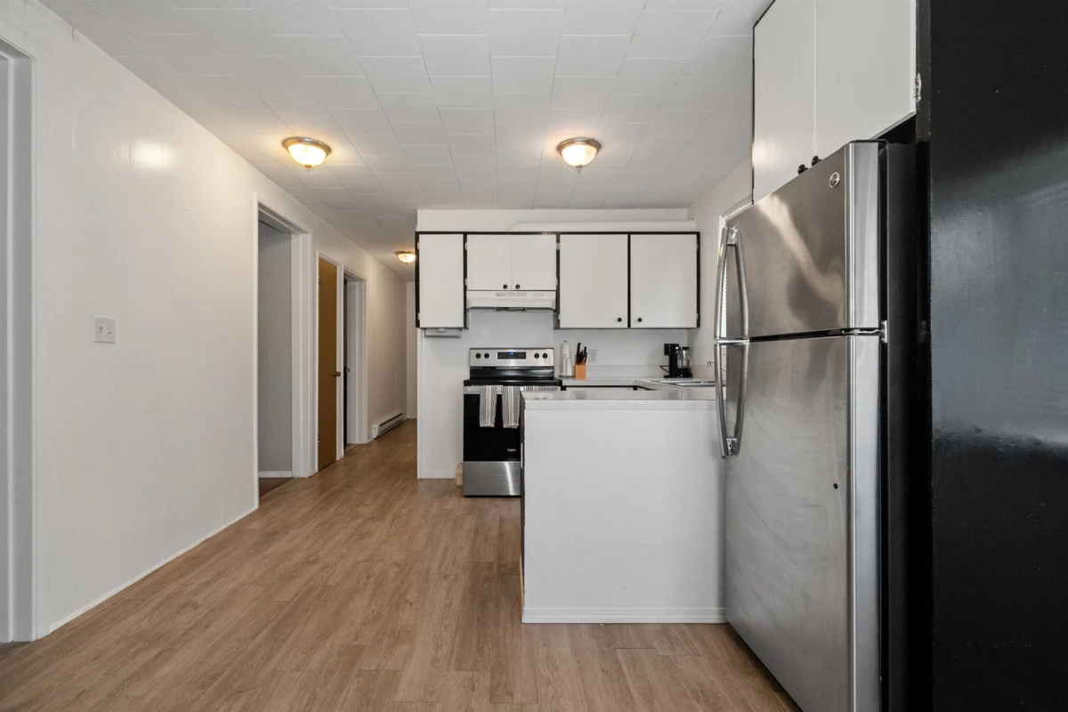 Kitchen Photo of 65321 Pine Close, Boston Bar / Lytton, BC
