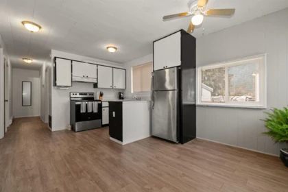 Kitchen Island Photo of 65321 Pine Close, Boston Bar / Lytton, BC