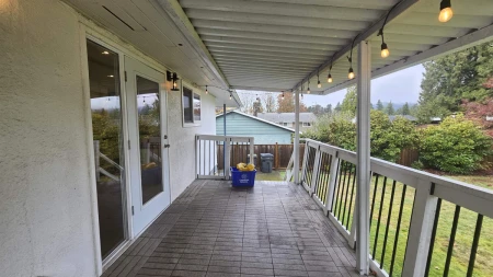 Garden / Landscaping Photo of 845 Smith Avenue, Coquitlam, BC