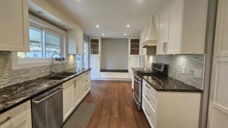 Kitchen Island Photo of 845 Smith Avenue, Coquitlam, BC