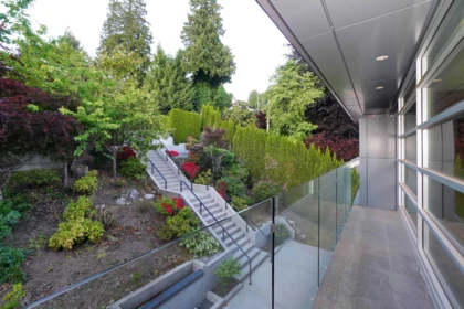 Fitness Center Photo Near 2370 Palmerston Avenue, West Vancouver, BC