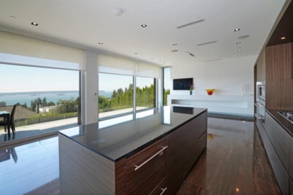 Kitchen Island Photo of 2370 Palmerston Avenue, West Vancouver, BC