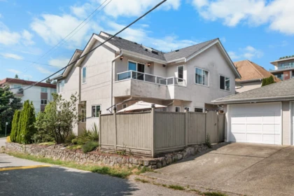 Laundry Room Photo of 230 St. Patricks Avenue, North Vancouver, BC
