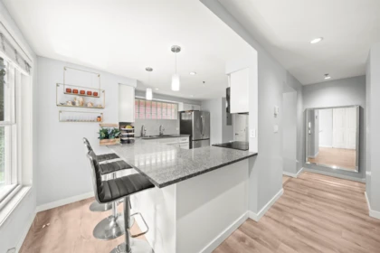 Breakfast Nook Photo of 601 W 16th Avenue, Vancouver, BC