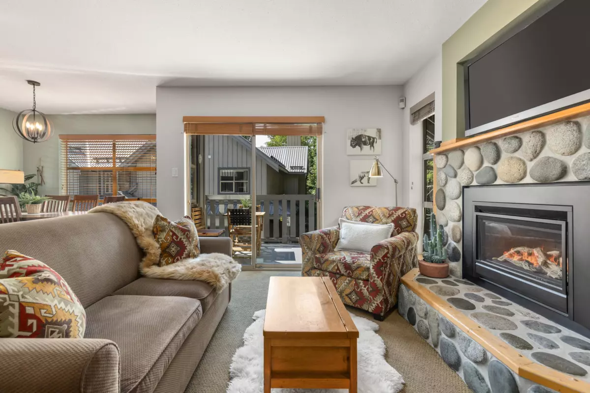 Living Room Photo of 40 4737 Spearhead Drive, Whistler, BC